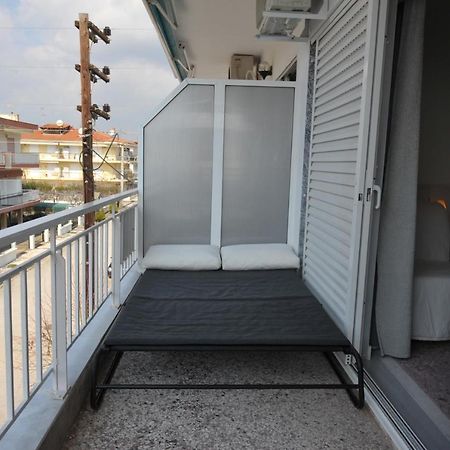 Themis 40 Steps From Beach Paralia Dionysiou Exterior photo