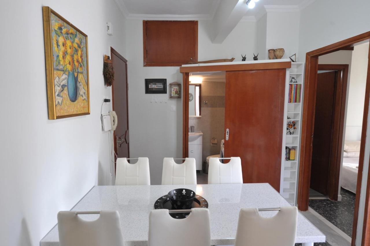 Themis 40 Steps From Beach Paralia Dionysiou Exterior photo
