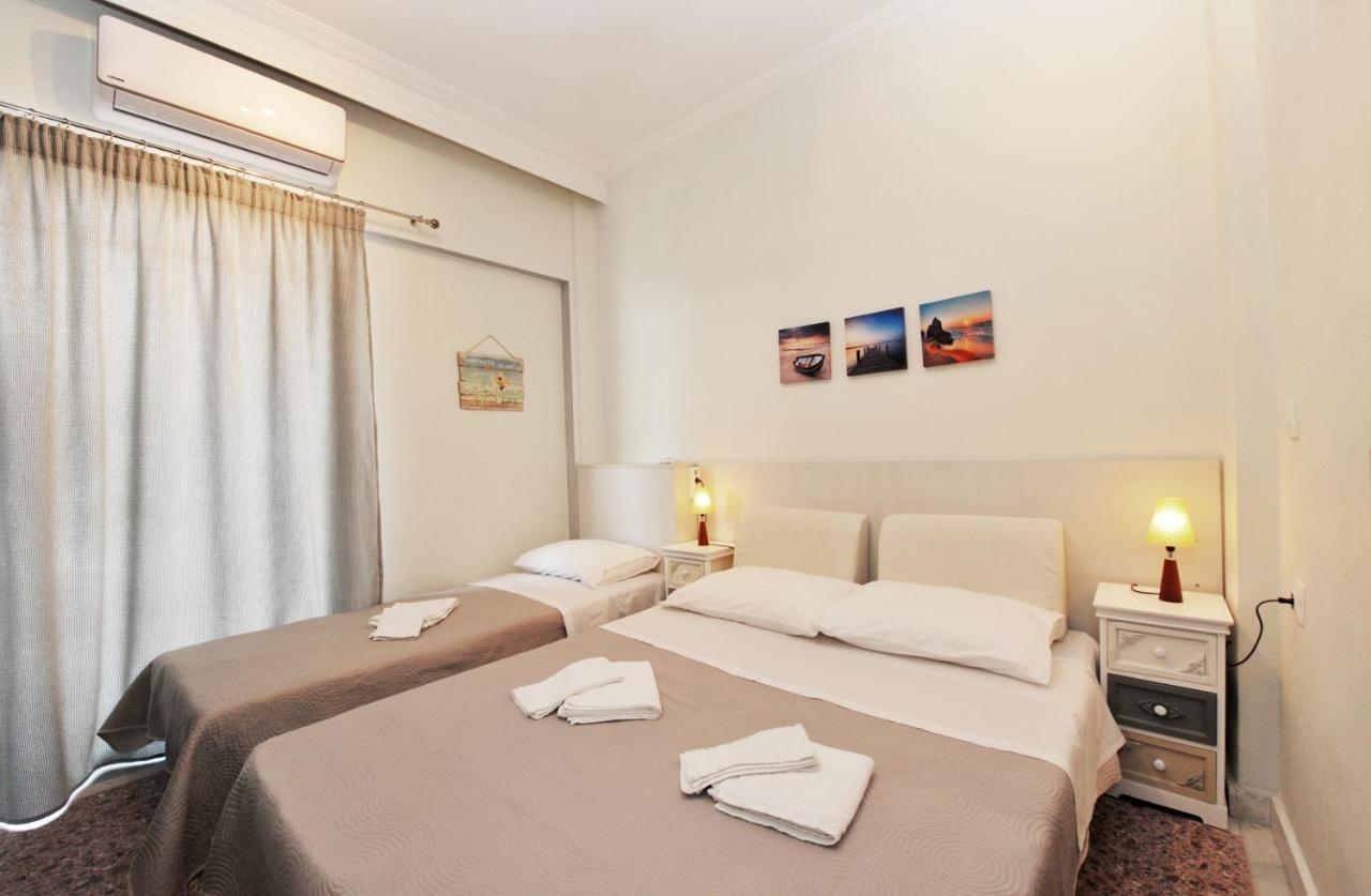 Themis 40 Steps From Beach Paralia Dionysiou Exterior photo